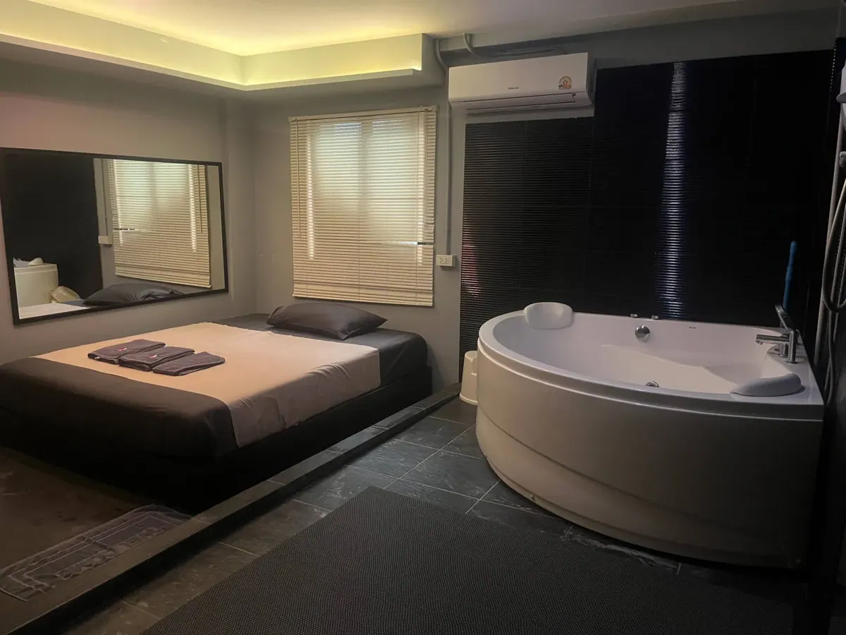 Heal Nuru & Soapy Massage, erotic massage in Bangkok