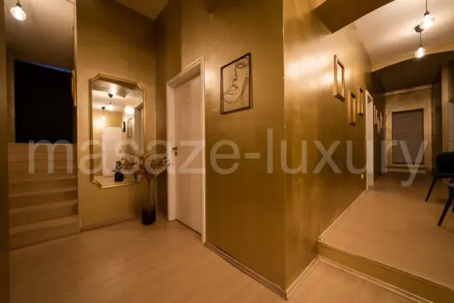 Luxury Grand, erotic massage in Prague